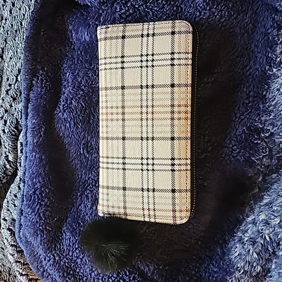 NWOT Women's Wallet zipper - Picture 3 of 5